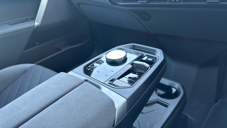 BMW iX 300kW xDrive45 M Sport 101kWh 5dr Auto Electric Estate